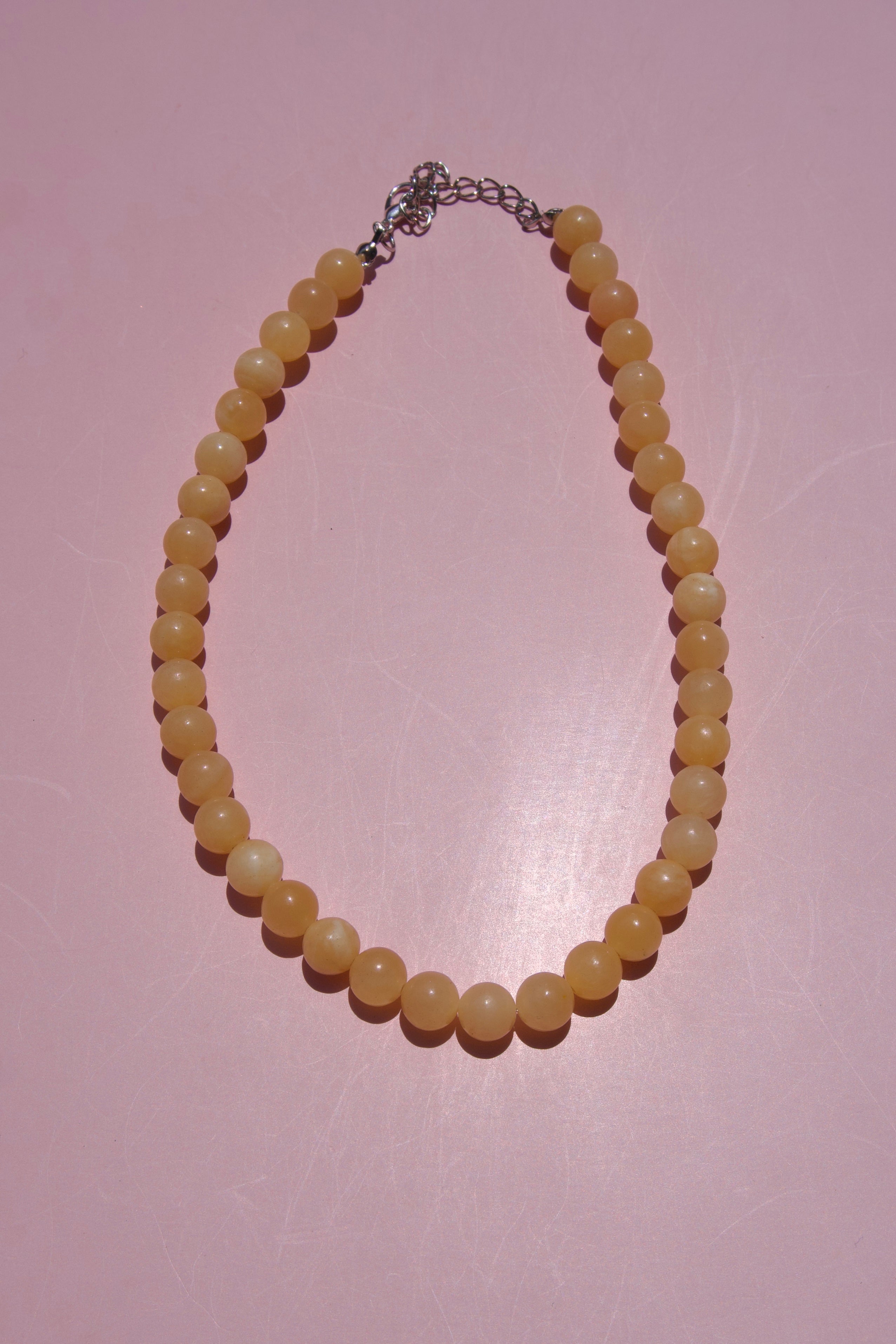 Butter yellow necklace-8mm