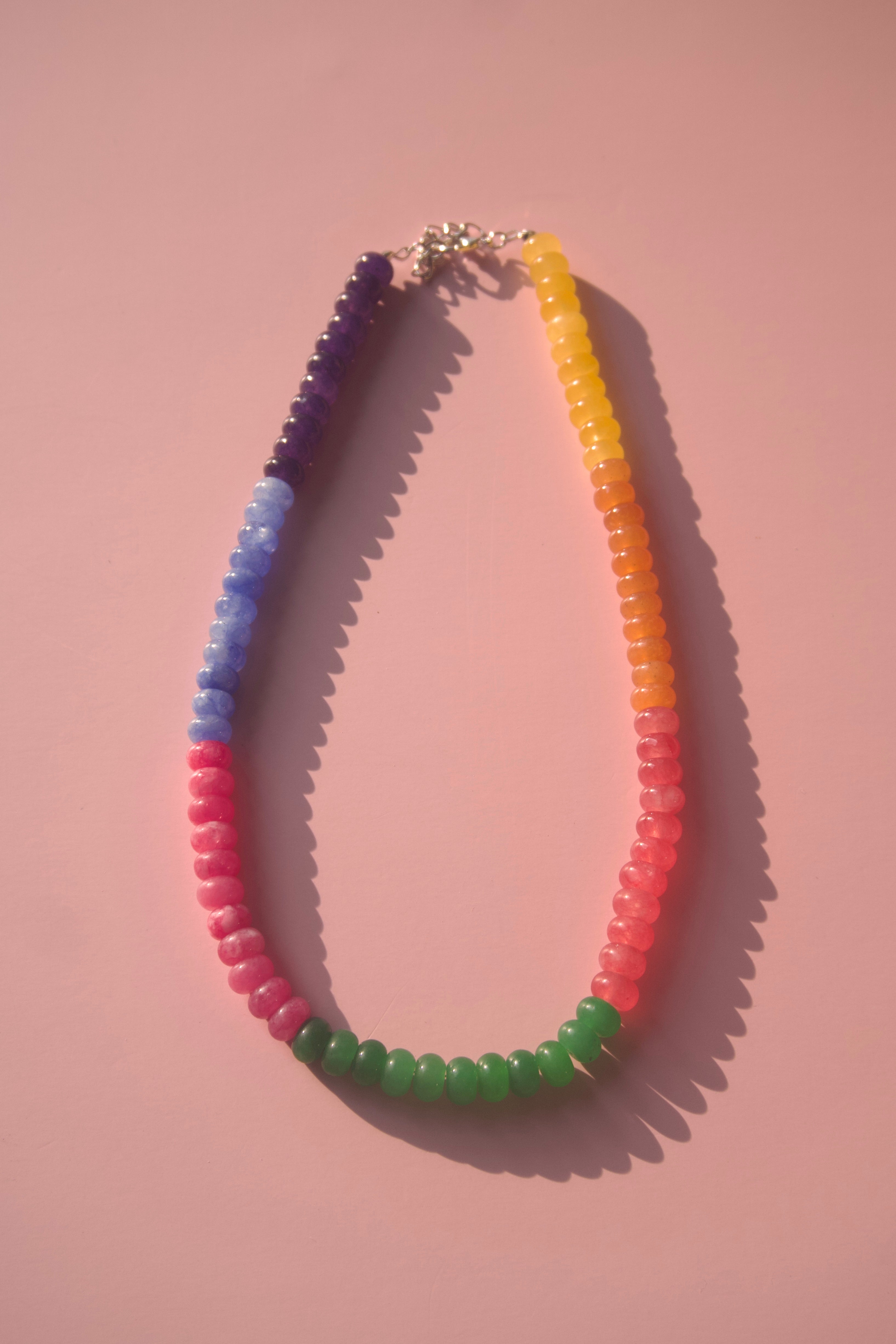 The rainbow necklce