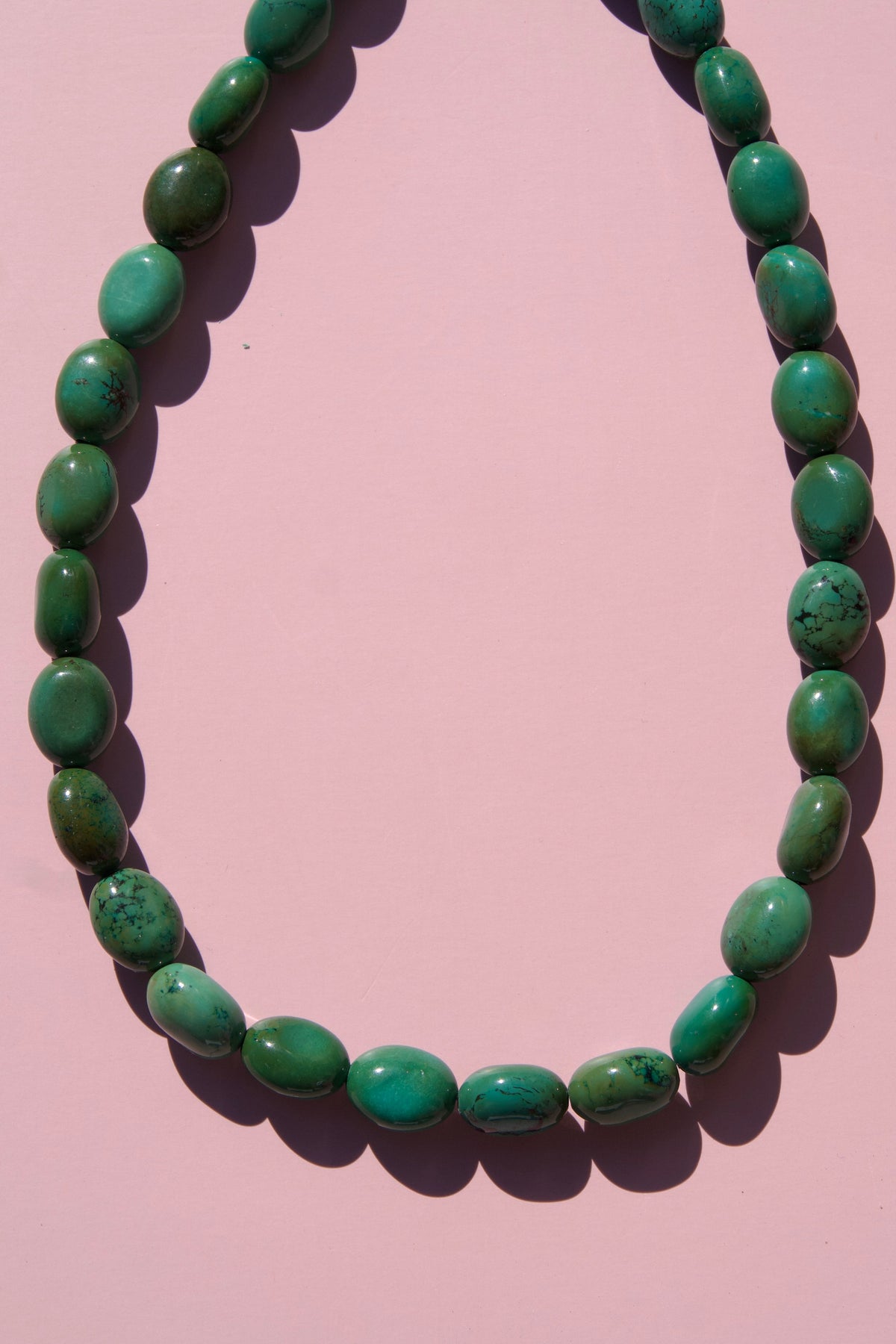 Stunning green beaded necklace