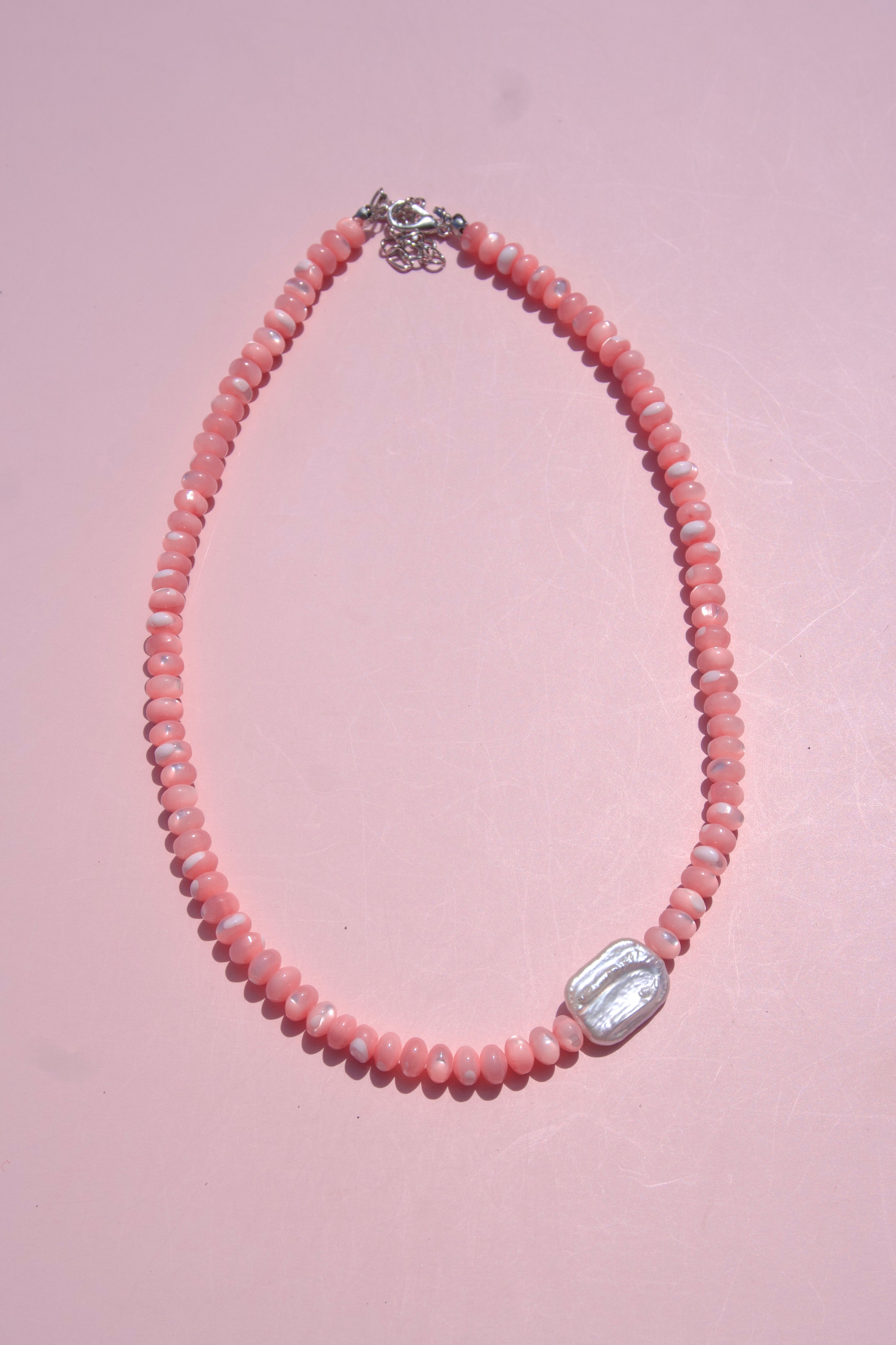 Pink+pearl cateye necklace