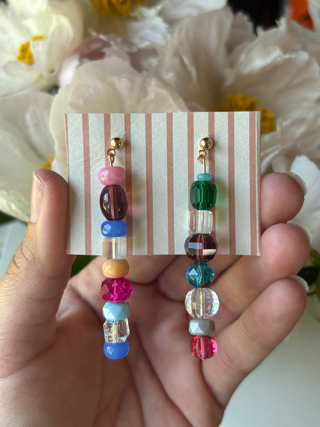 Mismatched earrings 1/2