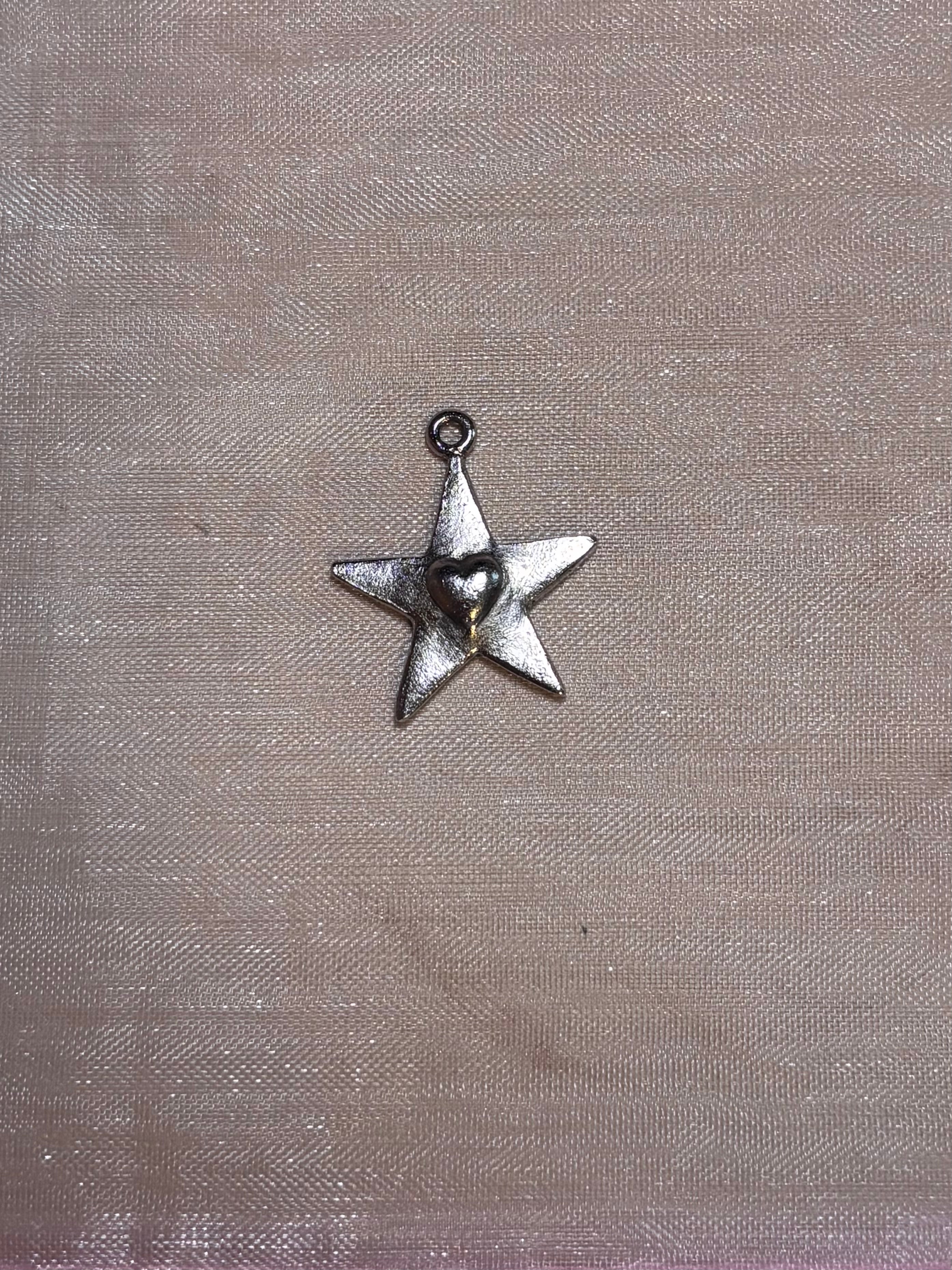 Pewter star charm-small