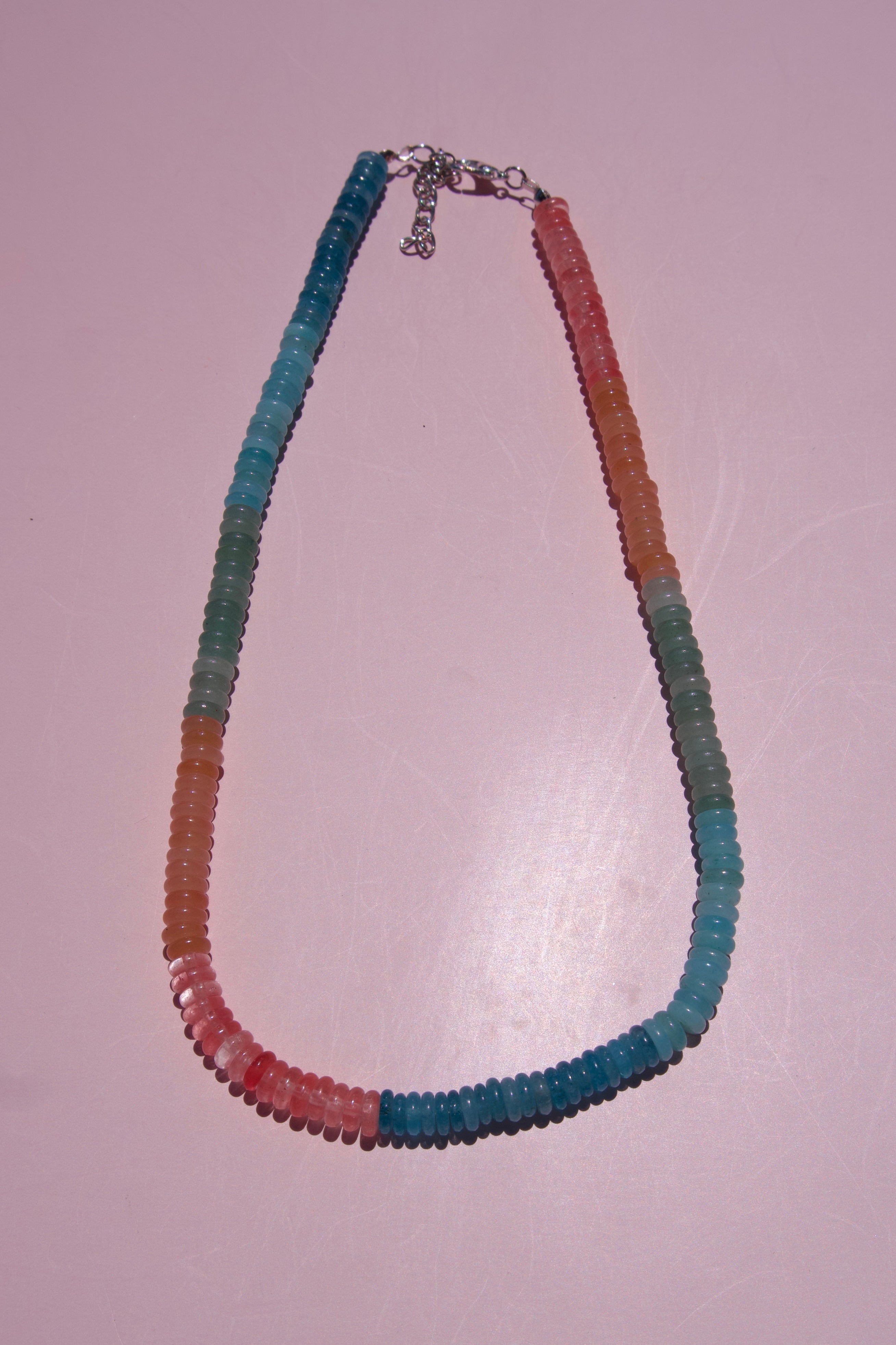 Petite Island hopping necklace