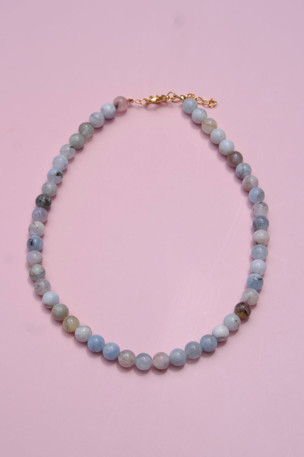 Marbled neutrals beaded necklace-with gold tone hardware