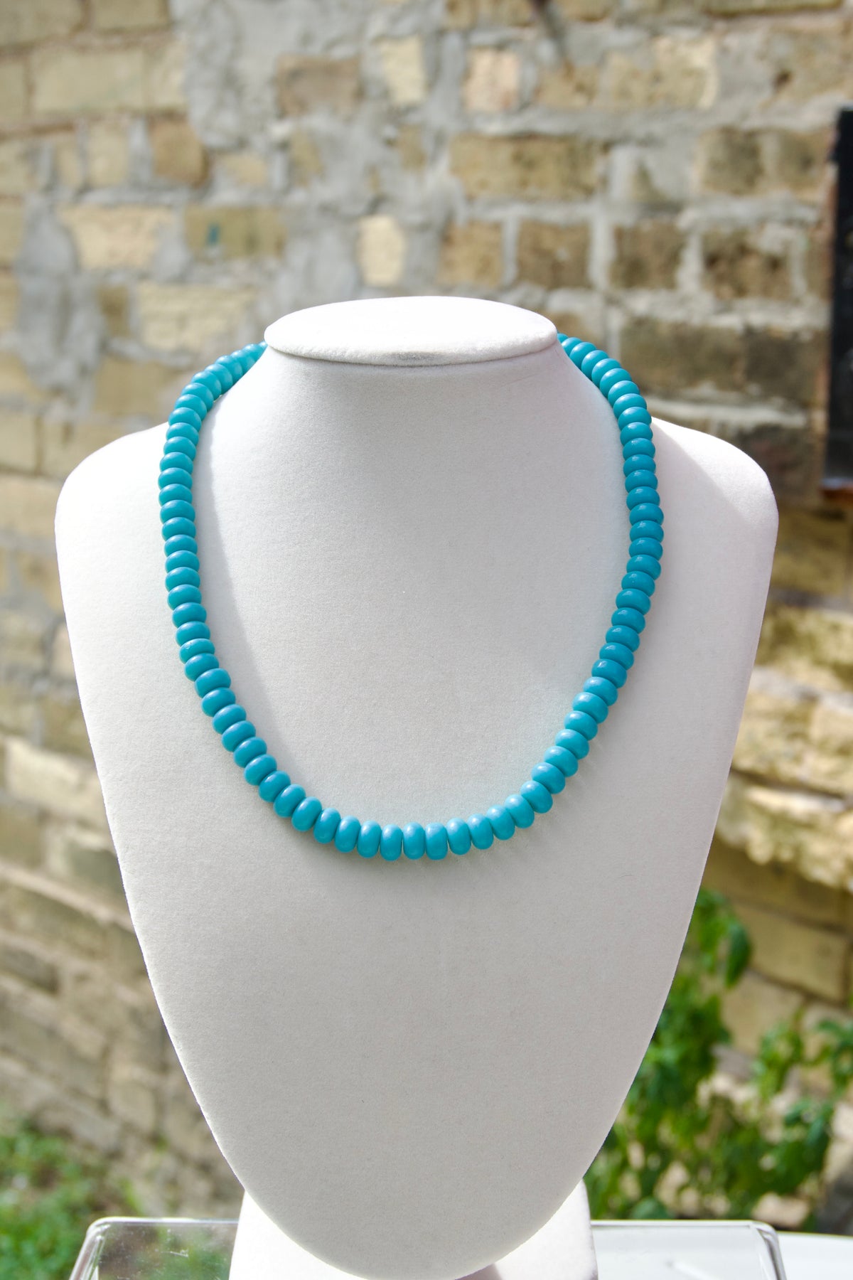 Turquoise beaded necklace