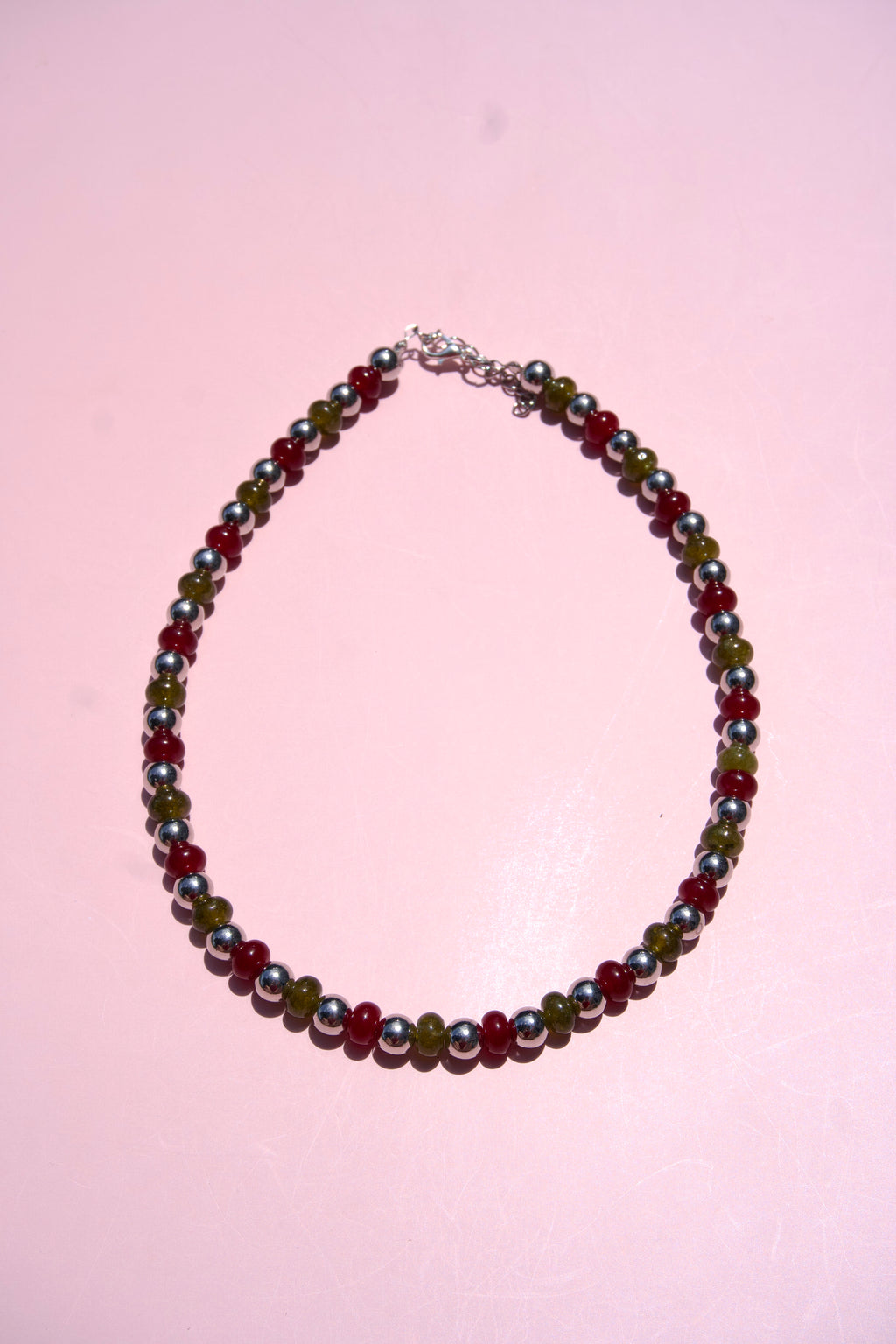 Olive+maroon+silver necklace
